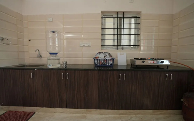 Srushti Service Apartment