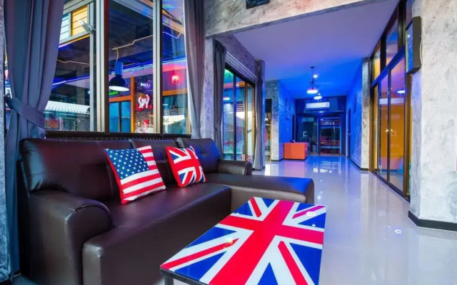 Mountain Field Pool Villa Cha-am