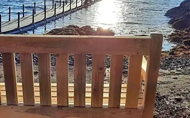 Glenmore Jetty Pod Ardnamurchan