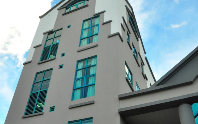 Tat Place Hotel