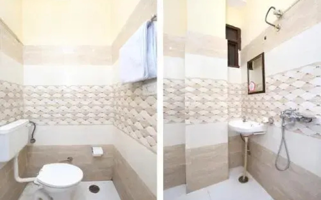 OYO 14823 Skyheights