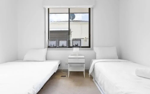 Spacious 3bedrooms big House@mitcham