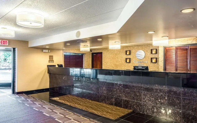 Comfort Inn Grand Rapids Airport