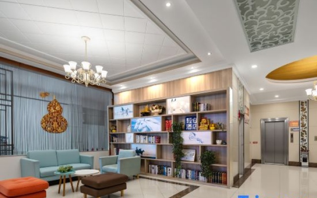Junyi chain hotel