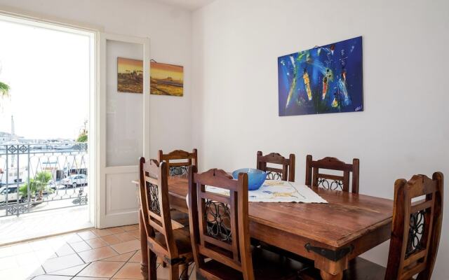 Pleasant Holiday Home in Santa Flavia