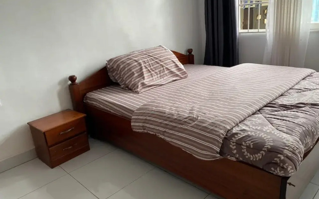 Captivating 4-bed House - Garden & Free Parking