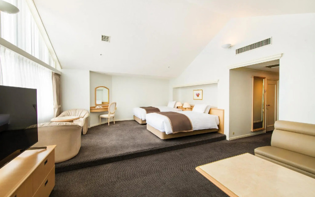 Rusutsu Resort Hotel & Convention