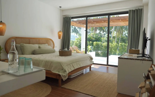 O3 Green 2b Garden Pool Villa and Unique Furniture