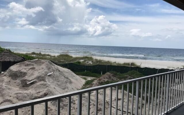 Gulf Front Suite 201 Apartment 1