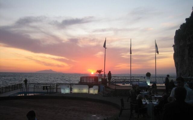 Conca Azzurra Beach Resort