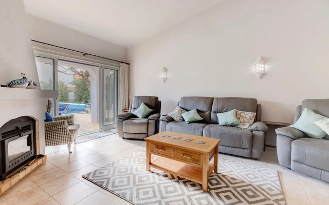 Casa Thea Family Villa With Private Heated Swimm