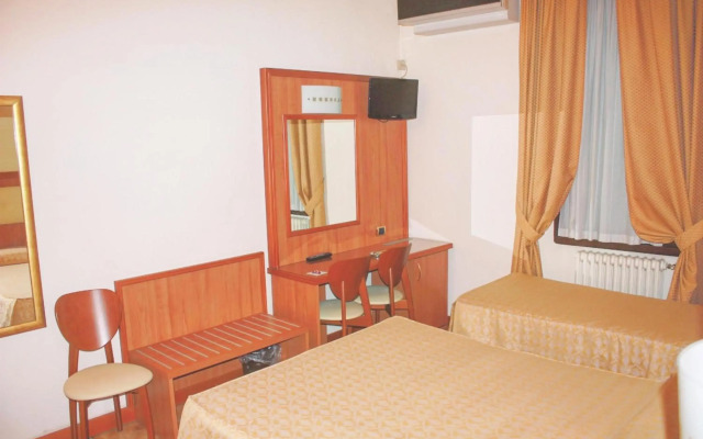 Piccolo Hotel