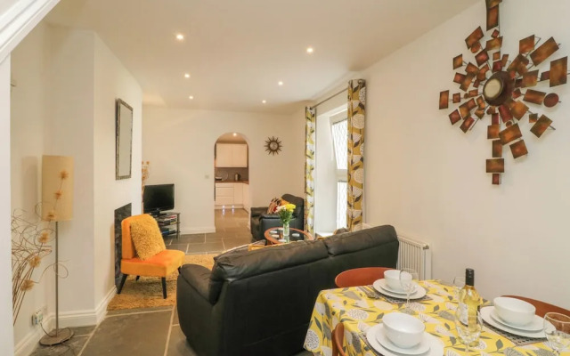 Samphire Lodge