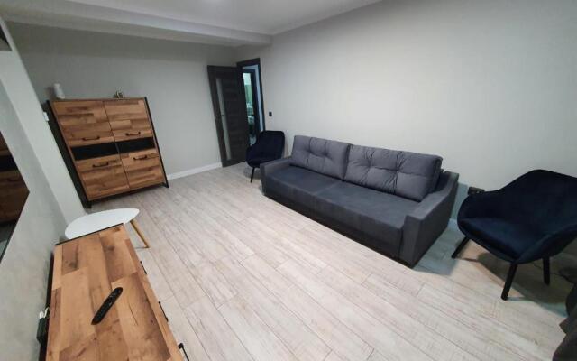 Grey House Bacau