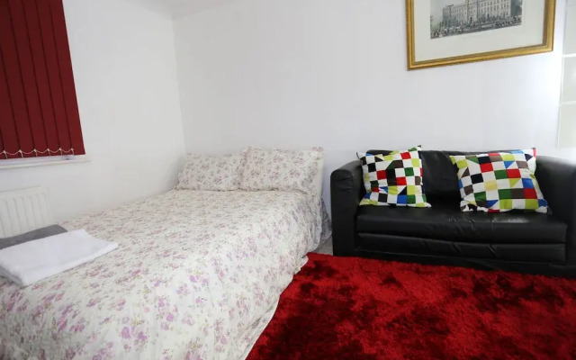 Lovely Studio Apartments - Thamesmead