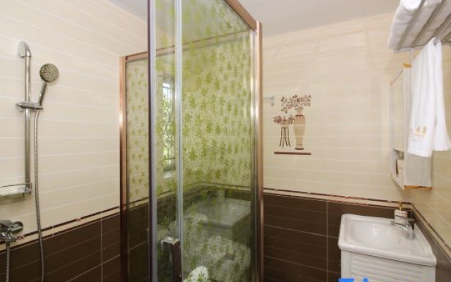 Qingyuan Evergrande Jinbi Tangquan Holiday Villa – Bathroom – Qingyuan