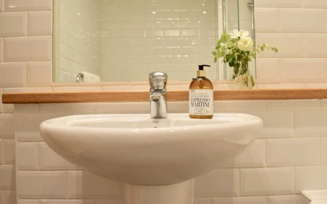 Stylish, Luxury Near Shoreditch High Street