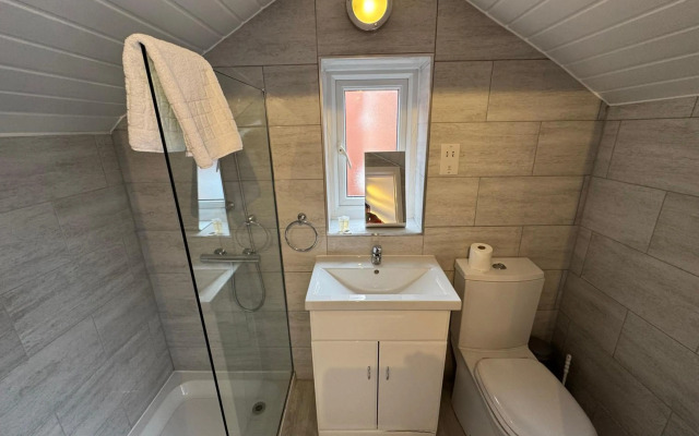 Gidea Park Hotel