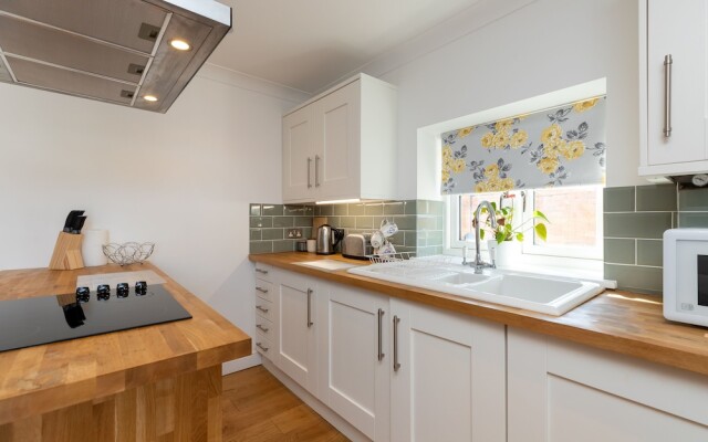 Inviting 1-bed Apartment in Banbury