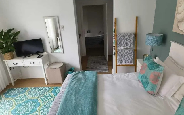 African Breeze Guest House