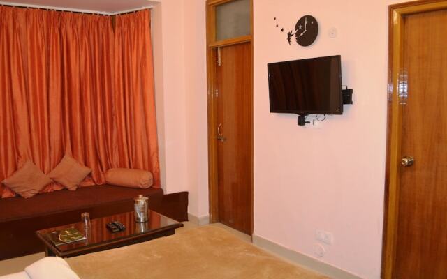 Hotel Majestic Oak Bush
