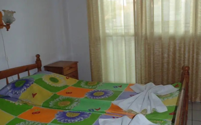 Topalovi Guest House