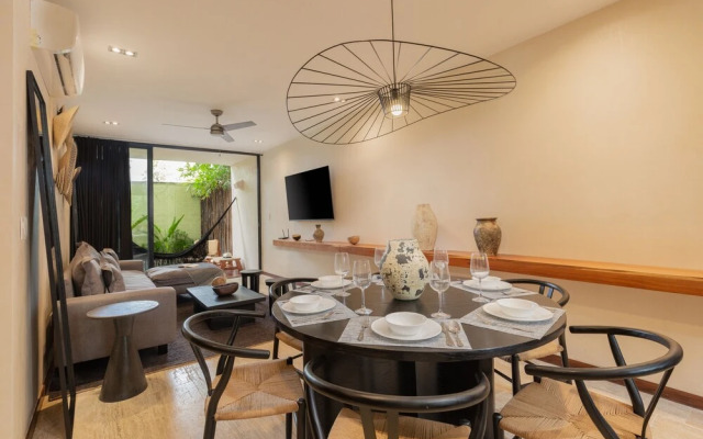 Bungalos Village 106 By Lockey