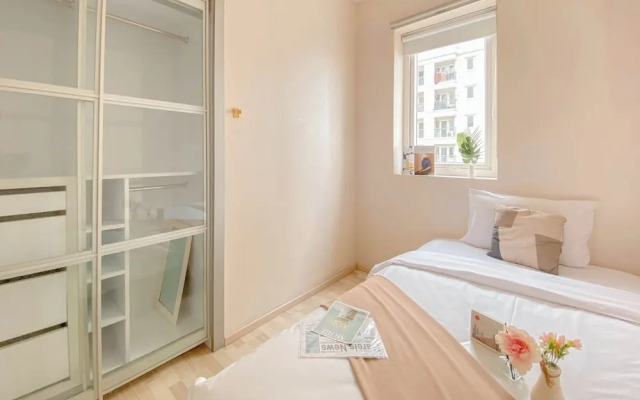 Strategic And Homey 2Br At Grand Palace Kemayoran Apartment