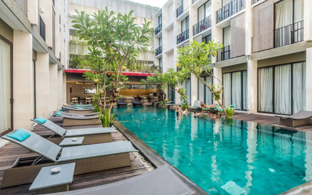 ZEN Rooms Kuta Benesari