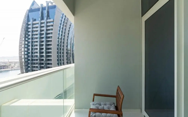Pristine 1 BR at Reva Residences