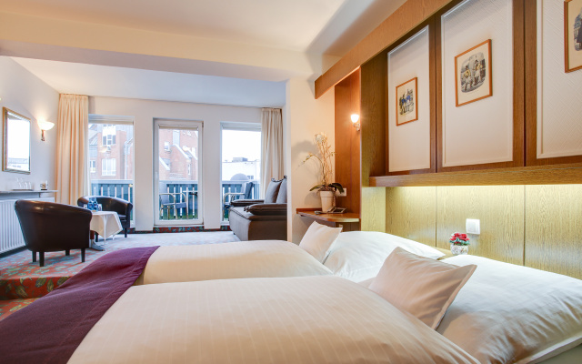 Hotel Consul