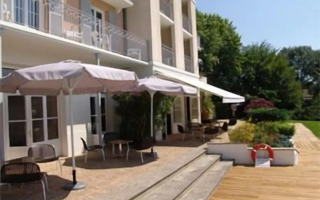 Hotel du Golf Le Lodge