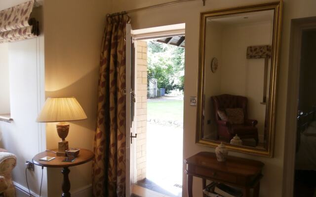 Plas Y Dderwen Bed and Breakfast