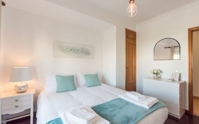 CheckinCheckout - Falésia Apartment with Pool