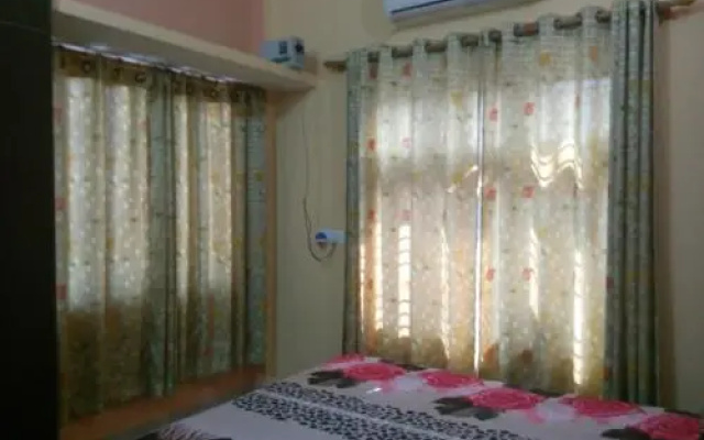 Welcome Inn at Ganges – Guest Rooms – Varanasi