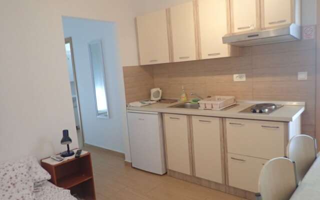 Apartments Studio Jasna Near the Beach