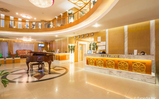 Silverland May Hotel