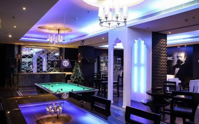 Loumage Hotel & Suites