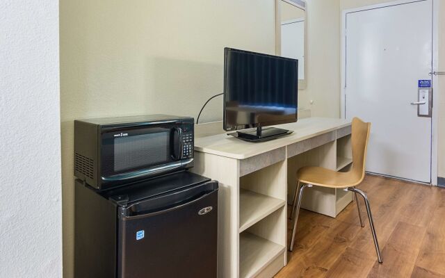 Motel 6 Fredericksburg, VA - North