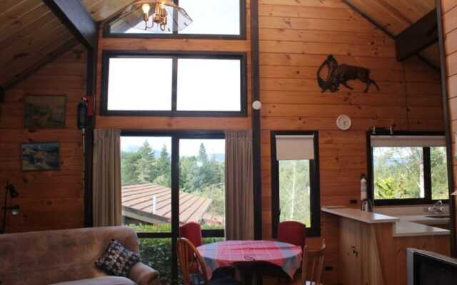 58b Chalet Cres