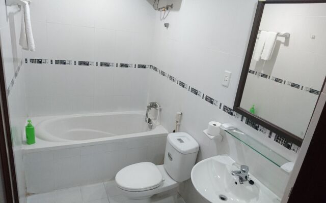 Modern SaiGon Hotel 2