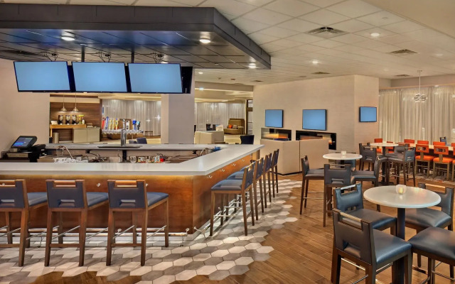 DoubleTree by Hilton Little Rock