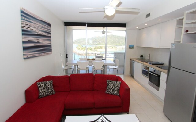 1 Bright Point Apartment 1402
