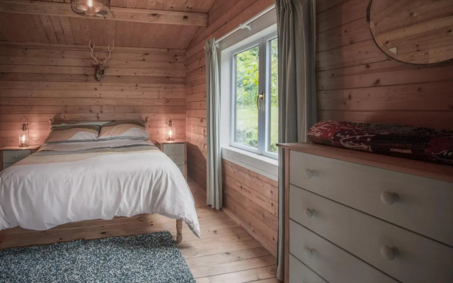 The Lodge At Sheepswalk Farm - 2 Bedroom Lodge - Stepaside