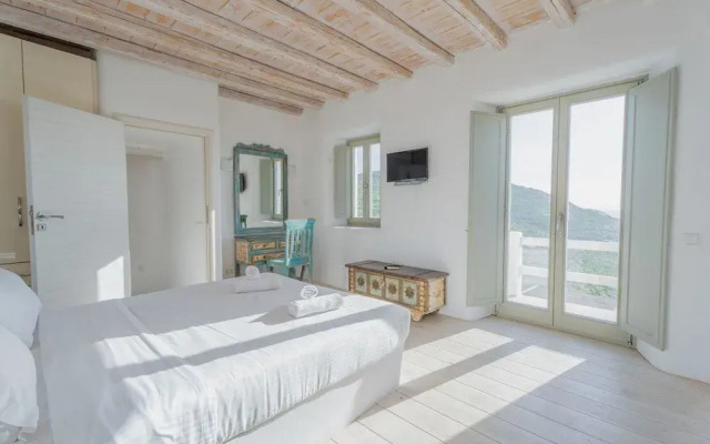 Mykonian Leisure Villas & Suites