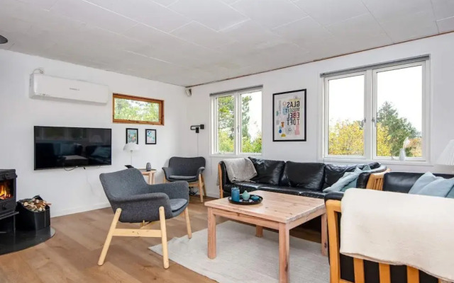 4 Person Holiday Home in Ebeltoft-by Traum