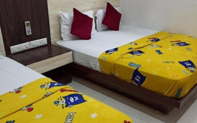 Goroomgo Sanskar Guest House Ahmedabad