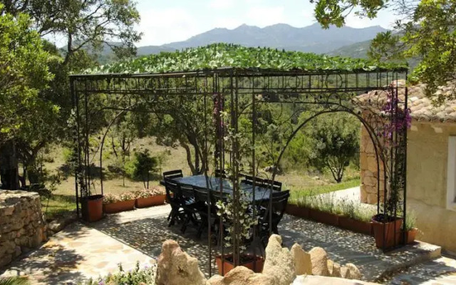 Bed & Breakfast Li Paduleddi