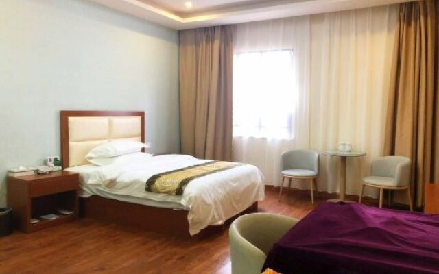 Home Inn Huayi Hotel