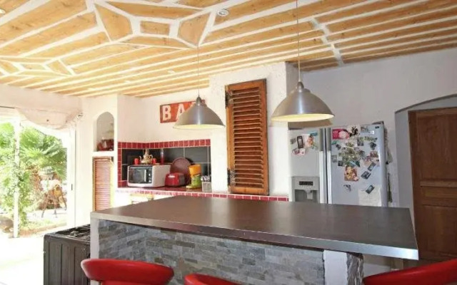 Holiday House Les Nouveaux Dourets